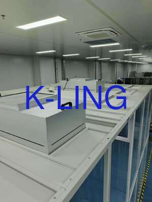 غرفة نظيفة ذات جدران مرنة من النوع ISO 8 بسرعة هواء 0.45 متر/ثانية وترشيح HEPA H14 للتحكم في التلوث