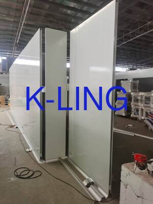 حل غرفة نظيفة معيارية من الألواح الساندويتشية رمادي أبيض قابلة للتركيب بشكل مستقل من بلاستيك بي في سي المضاد للكهرباء الساكنة